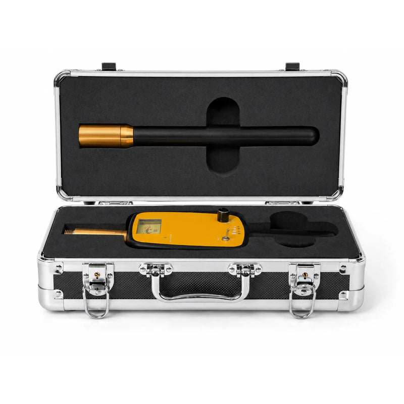 Powerwill L512R1 receiver and antenna in protective carrying case